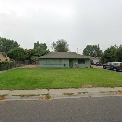 1313 Acacia Ave, Richland, WA 99354