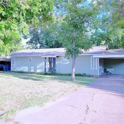 1314 Corto St, Graham, TX 76450