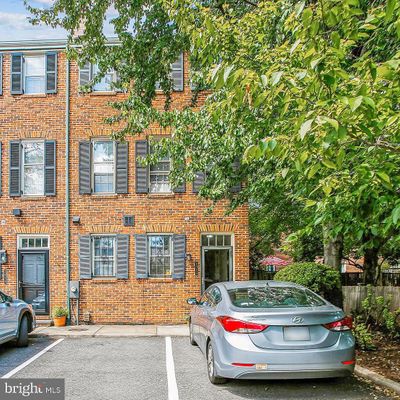 1316 Seaport Ln, Alexandria, VA 22314