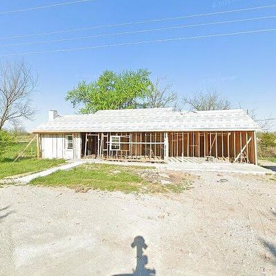 13181 Old Highway 63 N, Hallsville, MO 65255