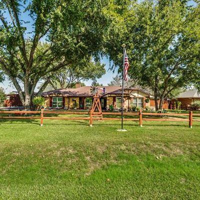 132 Mabry Ln, Red Oak, TX 75154