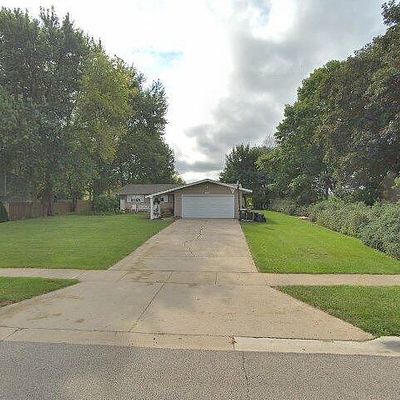 133 Adler Dr, Libertyville, IL 60048