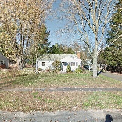 133 Raymond Cir, Agawam, MA 01001