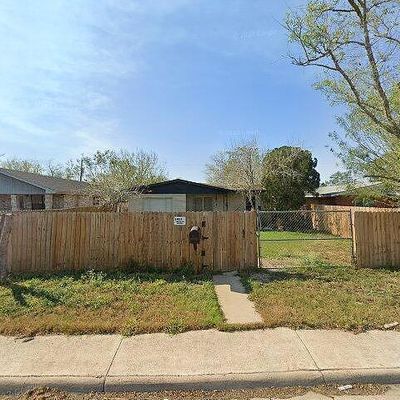 1331 S Georgia Ave, Mercedes, TX 78570