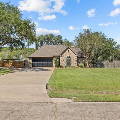 13402 Bob White Dr, Santa Fe, TX 77510