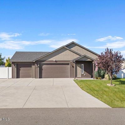 13415 N Tender St, Rathdrum, ID 83858