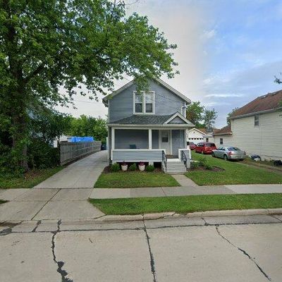 1344 Cedar St, Oshkosh, WI 54901