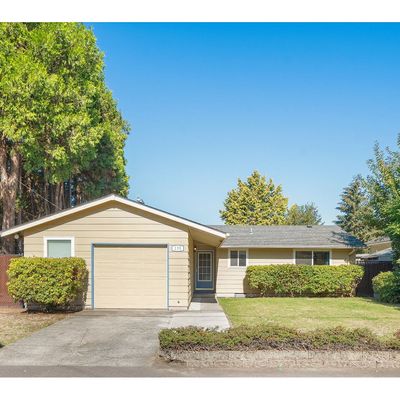 135 Cedar St, Fairview, OR 97024