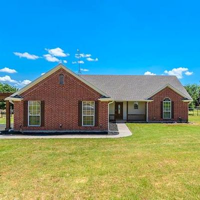 135 Clara Lee Ln, Springtown, TX 76082