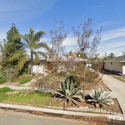 135 E Cortland Ave, Fresno, CA 93704