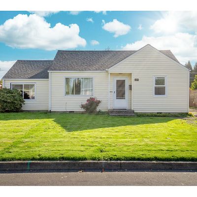 135 Maple Blvd, Wood Village, OR 97060