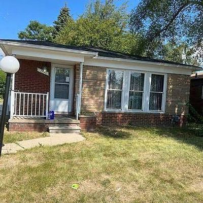 13540 Dartmouth St, Oak Park, MI 48237