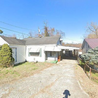 136 Locust St, Coal Grove, OH 45638