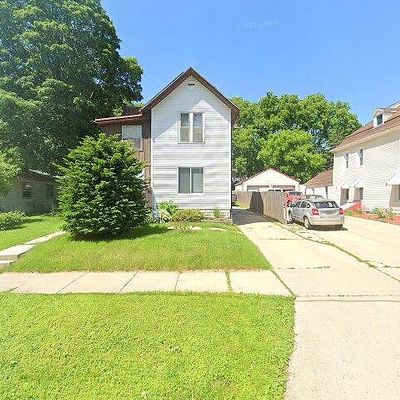 136 Randall St, Waukesha, WI 53188