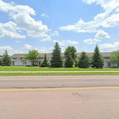 136 Tanager Path, Mankato, MN 56001