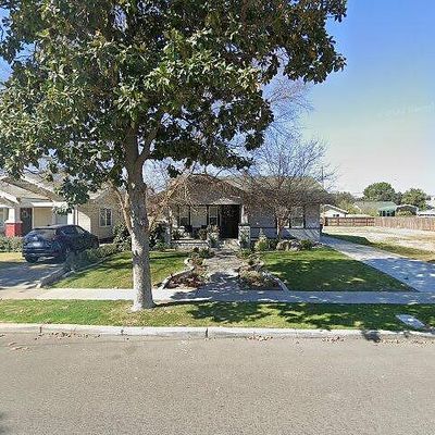 1361 N Calaveras St, Fresno, CA 93728