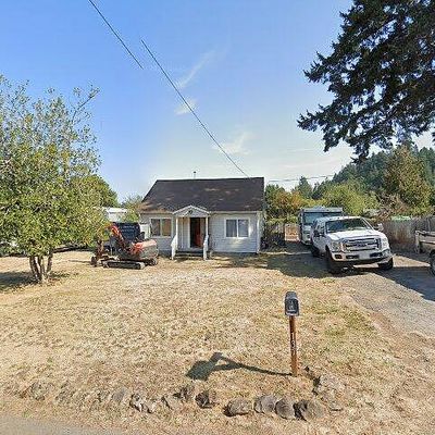 137 8 Th Ave, Sweet Home, OR 97386