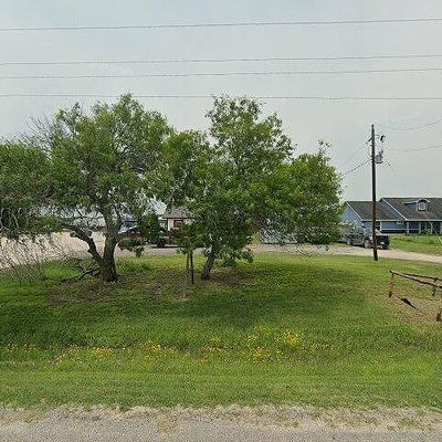 137 1/2 County Road 91, Robstown, TX 78380