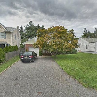 137 Johnson Ave, Mahwah, NJ 07430