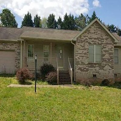 137 Ranch Dr, Reidsville, NC 27320