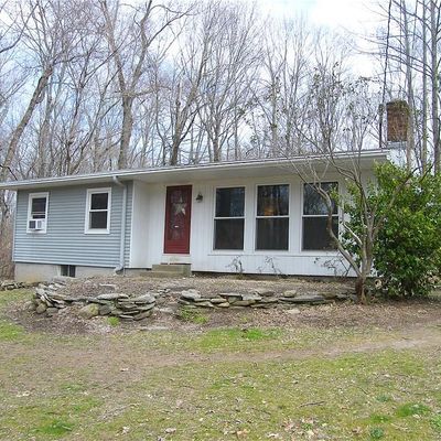 138 Pokorny Rd, Higganum, CT 06441