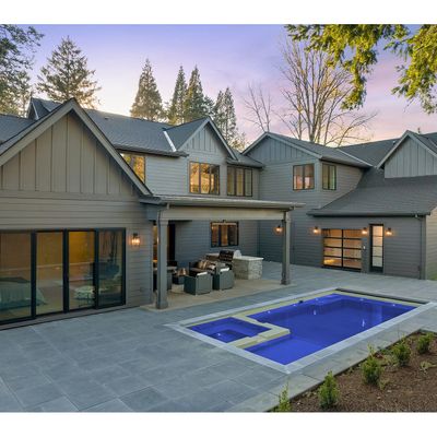 13800 Goodall Rd, Lake Oswego, OR 97034