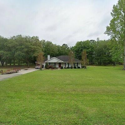 14 Eagle Heights Dr, Picayune, MS 39466