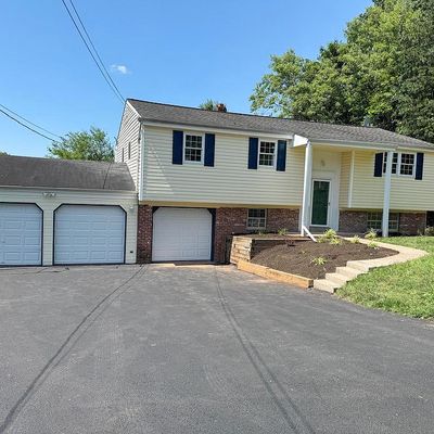 14 Featherbed Ln, Norristown, PA 19403