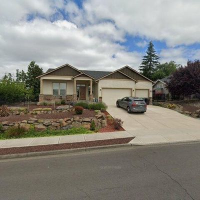 14 Gibbs Ln, Longview, WA 98632