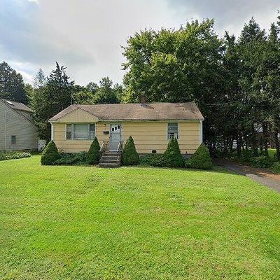 14 Harris St, Berlin, CT 06037