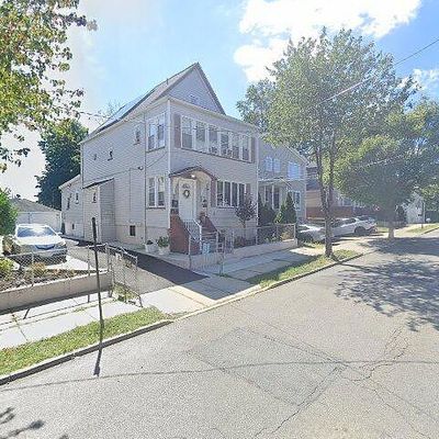 14 Maple St, Garfield, NJ 07026