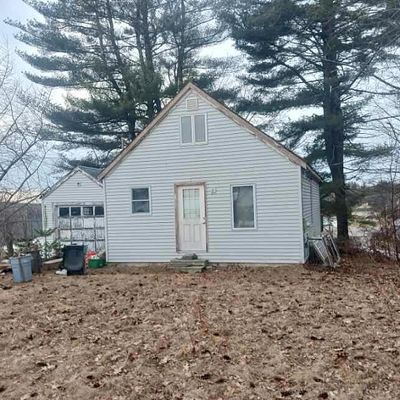 14 Mckinnon St, Auburn, ME 04210