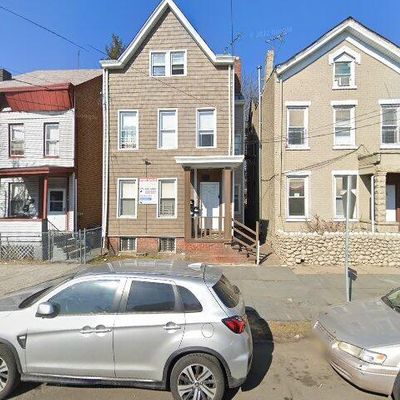 14 N Straight St, Paterson, NJ 07522