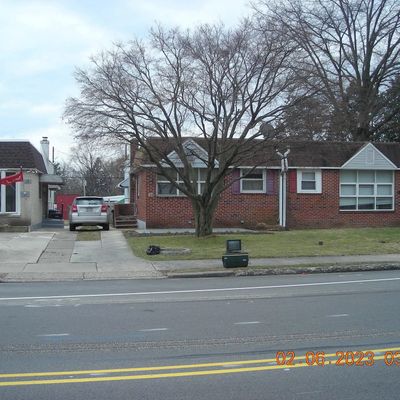 14 W Johnson Hwy, Norristown, PA 19401