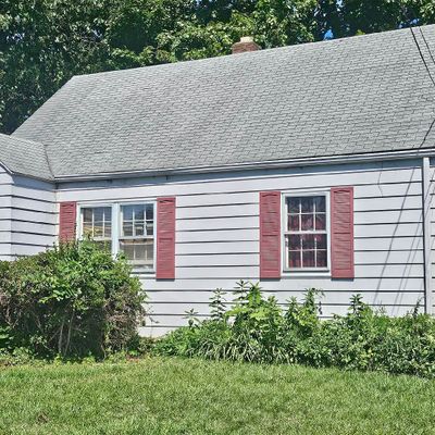 14 Yew Pl, New Britain, CT 06053