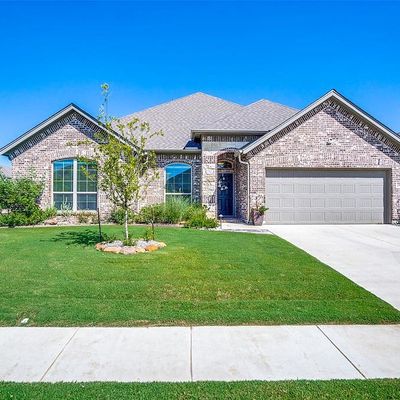 140 Colonial Dr, Joshua, TX 76058