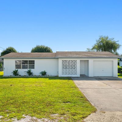 1255 Lake Dr, Okeechobee, FL 34974