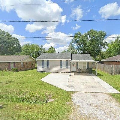 126 Merian St, Schriever, LA 70395