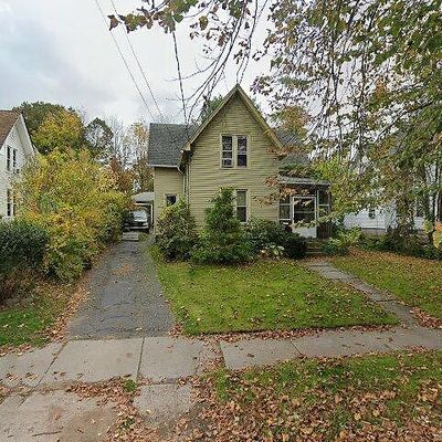 126 Oak St, Meriden, CT 06450