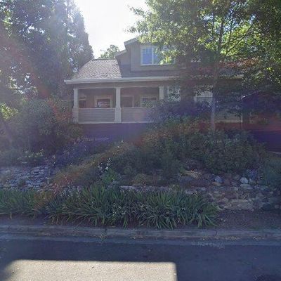 126 S Pioneer St, Ashland, OR 97520