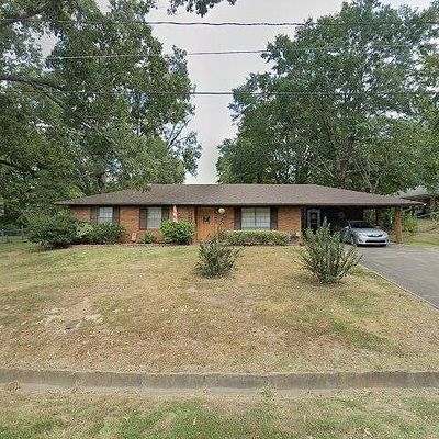 127 Live Oak Dr, Natchez, MS 39120