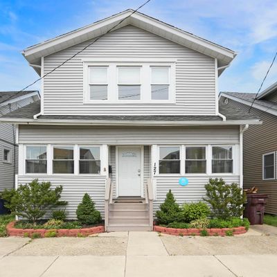 127 N Princeton Ave, Ventnor City, NJ 08406