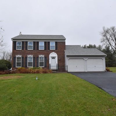 1272 Alexander Dr, Hatfield, PA 19440