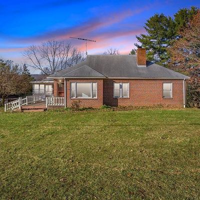 12724 Wolfsville Rd, Smithsburg, MD 21783