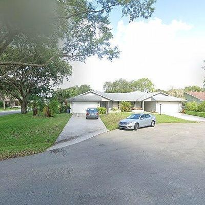 12736 Se Pinehurst Ct, Hobe Sound, FL 33455