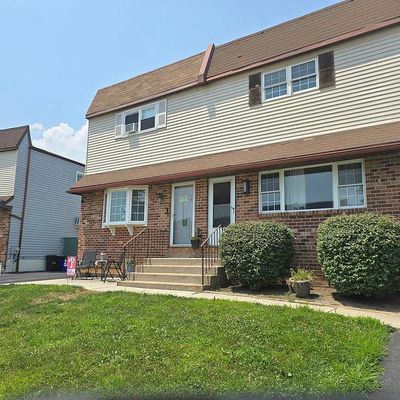 1274 Nicole Ln, Secane, PA 19018