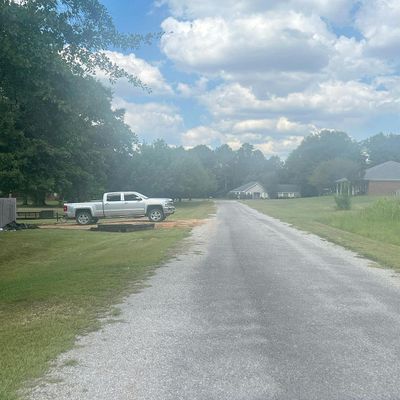 128 Burton Dr, Caledonia, MS 39740