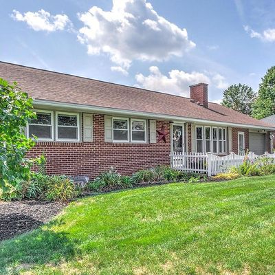 128 Mayfield Dr, Lititz, PA 17543