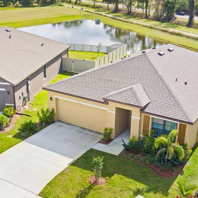 129 Bubbling Ln Nw, Palm Bay, FL 32907