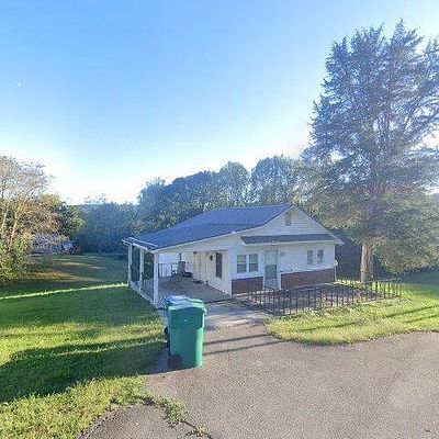 129 Ghant St, Jonesville, NC 28642